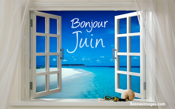 Une fenêtre qui s'ouvre sur la mer avec la phrase Bonjour Juin